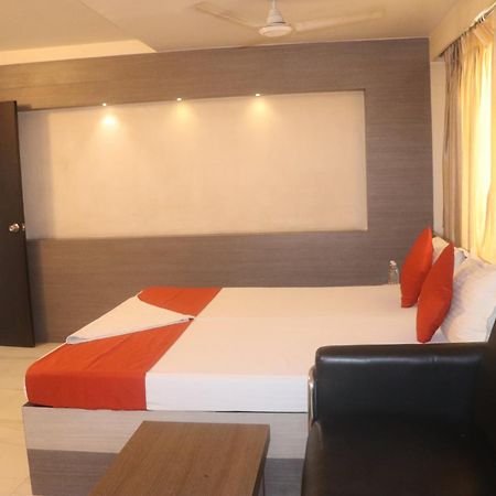 Shivangan Hotel And Banquet Καλκούτα Εξωτερικό φωτογραφία