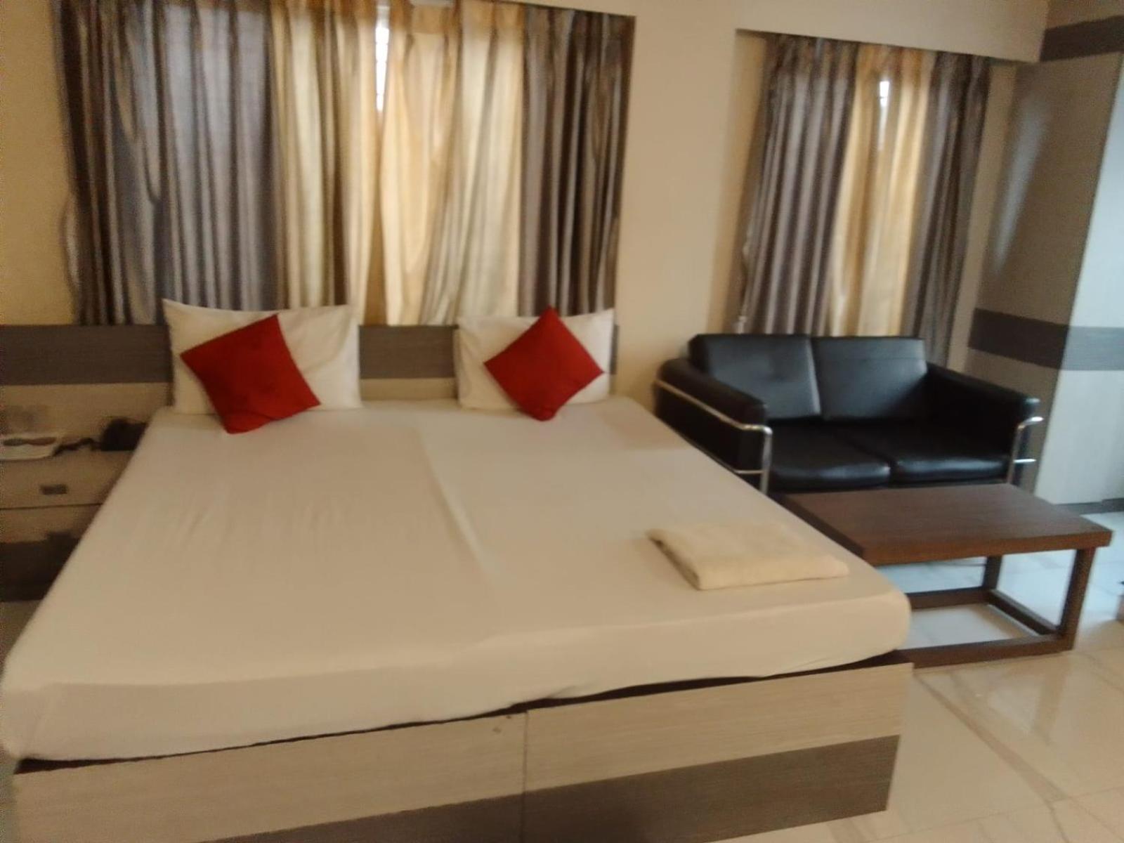 Shivangan Hotel And Banquet Καλκούτα Εξωτερικό φωτογραφία